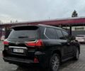 Черный Лексус ЛХ, объемом двигателя 4.46 л и пробегом 209 тыс. км за 68500 $, фото 3 на Automoto.ua