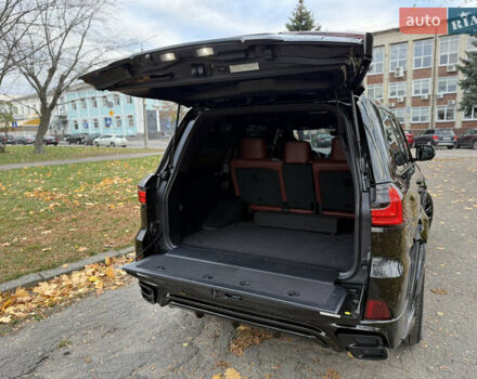 Черный Лексус ЛХ, объемом двигателя 4.46 л и пробегом 112 тыс. км за 82600 $, фото 43 на Automoto.ua