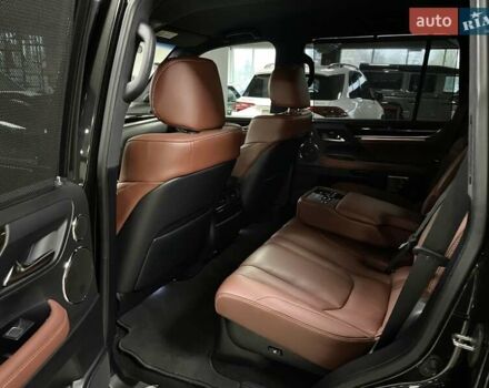 Чорний Лексус ЛХ, об'ємом двигуна 4.46 л та пробігом 85 тис. км за 82700 $, фото 32 на Automoto.ua