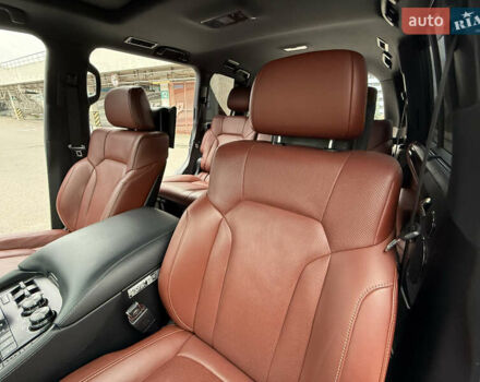 Черный Лексус ЛХ, объемом двигателя 5.66 л и пробегом 55 тыс. км за 81900 $, фото 49 на Automoto.ua