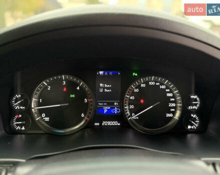 Черный Лексус ЛХ, объемом двигателя 4.46 л и пробегом 208 тыс. км за 70000 $, фото 41 на Automoto.ua