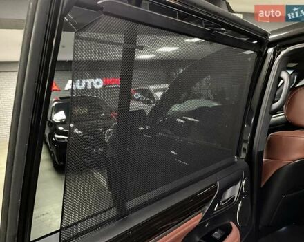 Чорний Лексус ЛХ, об'ємом двигуна 4.46 л та пробігом 85 тис. км за 82700 $, фото 31 на Automoto.ua