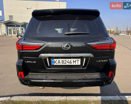 Черный Лексус ЛХ, объемом двигателя 5.66 л и пробегом 206 тыс. км за 68000 $, фото 6 на Automoto.ua