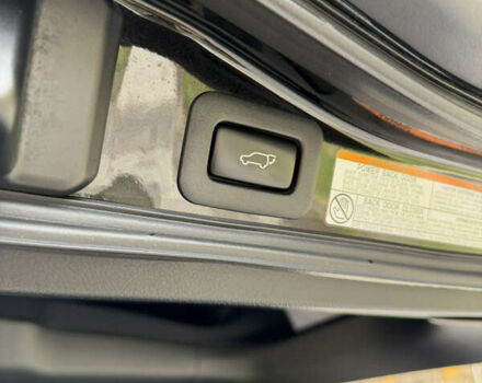 Чорний Лексус ЛХ, об'ємом двигуна 4.46 л та пробігом 74 тис. км за 84300 $, фото 31 на Automoto.ua