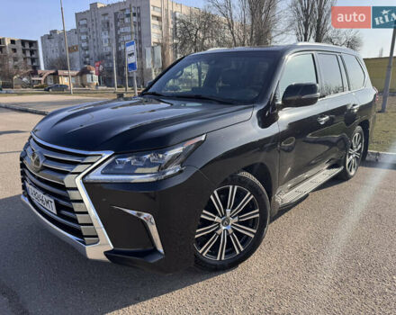 Черный Лексус ЛХ, объемом двигателя 5.66 л и пробегом 206 тыс. км за 68000 $, фото 5 на Automoto.ua