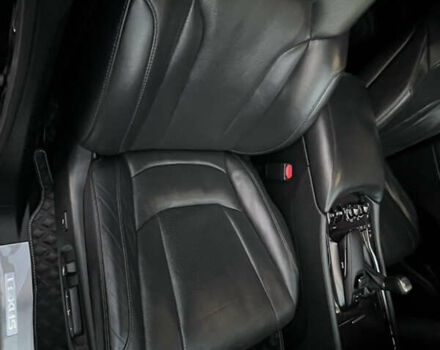 Черный Лексус ЛХ, объемом двигателя 5.66 л и пробегом 127 тыс. км за 76000 $, фото 30 на Automoto.ua