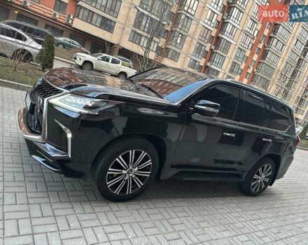 Чорний Лексус ЛХ, об'ємом двигуна 5.66 л та пробігом 80 тис. км за 85000 $, фото 3 на Automoto.ua