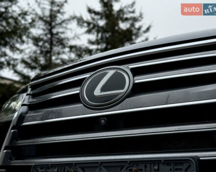 Черный Лексус ЛХ, объемом двигателя 4.46 л и пробегом 208 тыс. км за 70000 $, фото 8 на Automoto.ua
