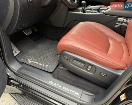 Чорний Лексус ЛХ, об'ємом двигуна 4.46 л та пробігом 147 тис. км за 69900 $, фото 42 на Automoto.ua