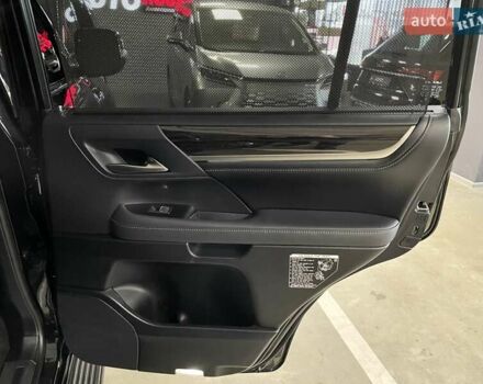 Чорний Лексус ЛХ, об'ємом двигуна 4.46 л та пробігом 156 тис. км за 73700 $, фото 36 на Automoto.ua