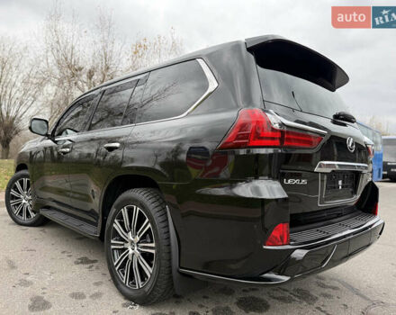 Черный Лексус ЛХ, объемом двигателя 5.66 л и пробегом 55 тыс. км за 81900 $, фото 30 на Automoto.ua
