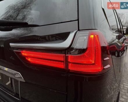 Черный Лексус ЛХ, объемом двигателя 4.46 л и пробегом 120 тыс. км за 69999 $, фото 41 на Automoto.ua