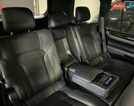 Чорний Лексус ЛХ, об'ємом двигуна 4.46 л та пробігом 156 тис. км за 73700 $, фото 38 на Automoto.ua