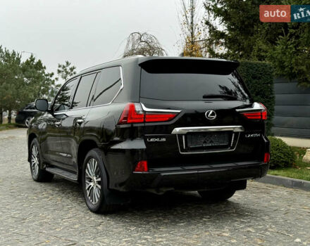 Черный Лексус ЛХ, объемом двигателя 4.46 л и пробегом 208 тыс. км за 70000 $, фото 12 на Automoto.ua