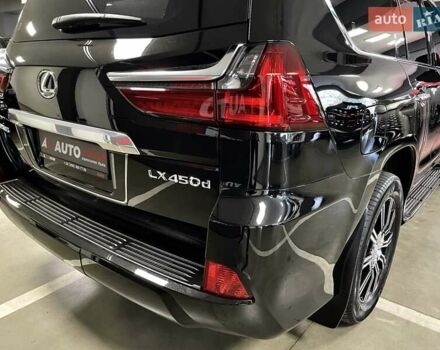 Чорний Лексус ЛХ, об'ємом двигуна 4.46 л та пробігом 156 тис. км за 73700 $, фото 72 на Automoto.ua