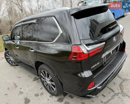 Черный Лексус ЛХ, объемом двигателя 5.66 л и пробегом 55 тыс. км за 81900 $, фото 32 на Automoto.ua