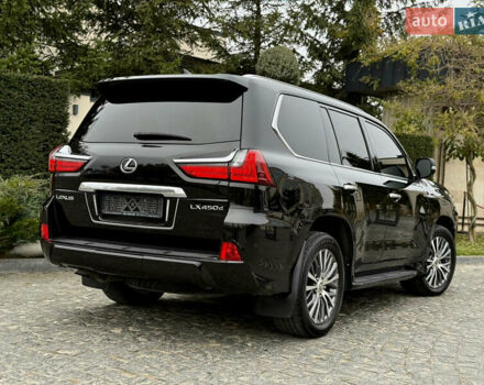 Черный Лексус ЛХ, объемом двигателя 4.46 л и пробегом 208 тыс. км за 70000 $, фото 20 на Automoto.ua