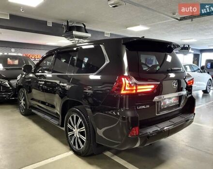 Чорний Лексус ЛХ, об'ємом двигуна 4.46 л та пробігом 156 тис. км за 73700 $, фото 11 на Automoto.ua