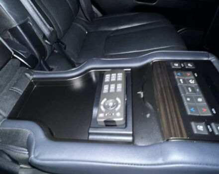 Черный Лексус ЛХ, объемом двигателя 5.66 л и пробегом 127 тыс. км за 76000 $, фото 24 на Automoto.ua