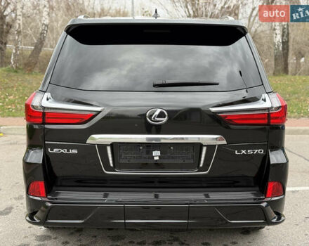 Черный Лексус ЛХ, объемом двигателя 5.66 л и пробегом 55 тыс. км за 81900 $, фото 20 на Automoto.ua