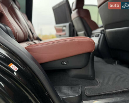 Черный Лексус ЛХ, объемом двигателя 4.46 л и пробегом 208 тыс. км за 70000 $, фото 69 на Automoto.ua