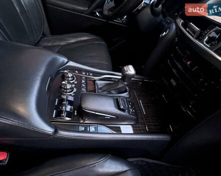 Черный Лексус ЛХ, объемом двигателя 5.66 л и пробегом 127 тыс. км за 76000 $, фото 31 на Automoto.ua
