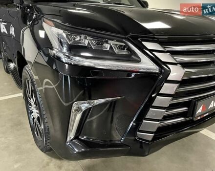Чорний Лексус ЛХ, об'ємом двигуна 4.46 л та пробігом 156 тис. км за 73700 $, фото 71 на Automoto.ua