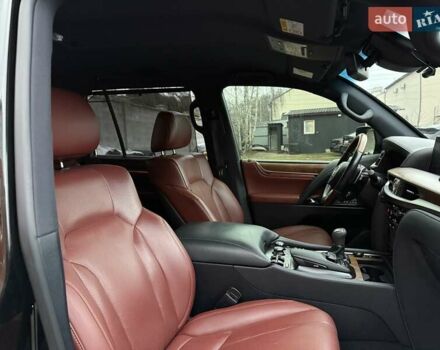 Черный Лексус ЛХ, объемом двигателя 4.46 л и пробегом 120 тыс. км за 69999 $, фото 71 на Automoto.ua