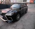 Черный Лексус ЛХ, объемом двигателя 5.66 л и пробегом 127 тыс. км за 76000 $, фото 11 на Automoto.ua