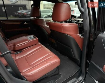 Черный Лексус ЛХ, объемом двигателя 4.46 л и пробегом 120 тыс. км за 69999 $, фото 99 на Automoto.ua