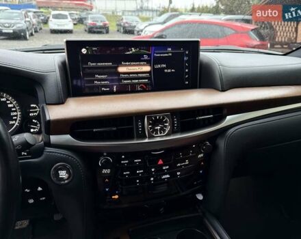 Черный Лексус ЛХ, объемом двигателя 4.46 л и пробегом 120 тыс. км за 69999 $, фото 84 на Automoto.ua