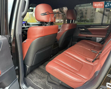 Черный Лексус ЛХ, объемом двигателя 4.46 л и пробегом 112 тыс. км за 82600 $, фото 38 на Automoto.ua