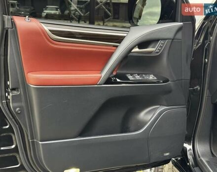 Чорний Лексус ЛХ, об'ємом двигуна 4.46 л та пробігом 153 тис. км за 78750 $, фото 27 на Automoto.ua