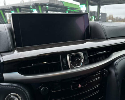 Черный Лексус ЛХ, объемом двигателя 4.46 л и пробегом 160 тыс. км за 71000 $, фото 21 на Automoto.ua