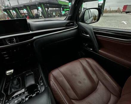 Черный Лексус ЛХ, объемом двигателя 4.46 л и пробегом 160 тыс. км за 71000 $, фото 20 на Automoto.ua