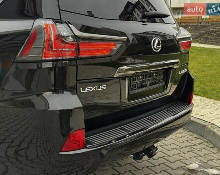 Чорний Лексус ЛХ, об'ємом двигуна 4.46 л та пробігом 153 тис. км за 78750 $, фото 24 на Automoto.ua