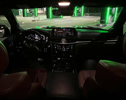 Черный Лексус ЛХ, объемом двигателя 4.46 л и пробегом 150 тыс. км за 73000 $, фото 12 на Automoto.ua
