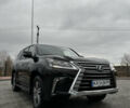Черный Лексус ЛХ, объемом двигателя 4.46 л и пробегом 160 тыс. км за 71000 $, фото 4 на Automoto.ua