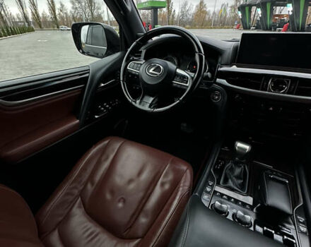 Черный Лексус ЛХ, объемом двигателя 4.46 л и пробегом 160 тыс. км за 71000 $, фото 26 на Automoto.ua