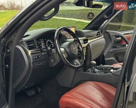 Чорний Лексус ЛХ, об'ємом двигуна 4.46 л та пробігом 153 тис. км за 78750 $, фото 30 на Automoto.ua