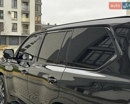 Чорний Лексус ЛХ, об'ємом двигуна 4.46 л та пробігом 153 тис. км за 78750 $, фото 23 на Automoto.ua