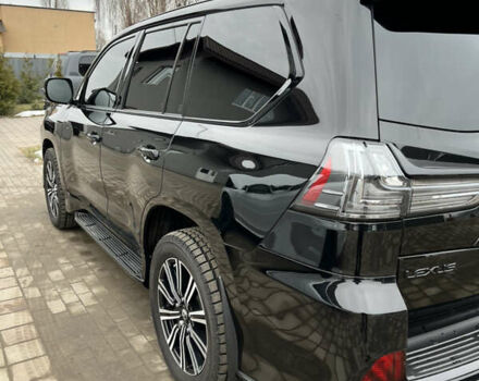 Чорний Лексус ЛХ, об'ємом двигуна 4.46 л та пробігом 72 тис. км за 90800 $, фото 6 на Automoto.ua