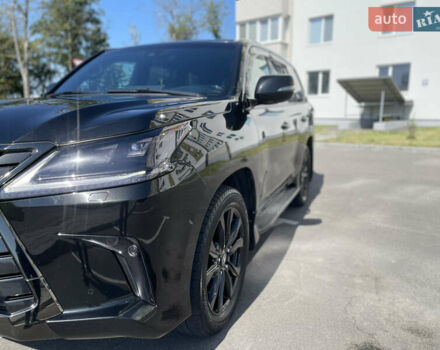 Черный Лексус ЛХ, объемом двигателя 4.46 л и пробегом 122 тыс. км за 89900 $, фото 9 на Automoto.ua