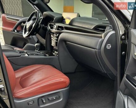 Чорний Лексус ЛХ, об'ємом двигуна 4.46 л та пробігом 153 тис. км за 78750 $, фото 50 на Automoto.ua