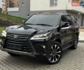 Чорний Лексус ЛХ, об'ємом двигуна 4.46 л та пробігом 153 тис. км за 78750 $, фото 1 на Automoto.ua