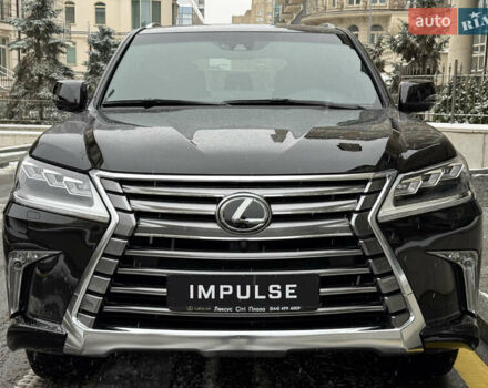 Черный Лексус ЛХ, объемом двигателя 4.46 л и пробегом 13 тыс. км за 107000 $, фото 9 на Automoto.ua