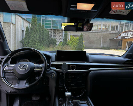 Лексус ЛХ 2021 в Киеве на Automoto.ua Черный Лексус ЛХ, объемом двигателя 4.46 л и пробегом 204 тыс. км за 79000 $, фото 10 на Automoto.ua