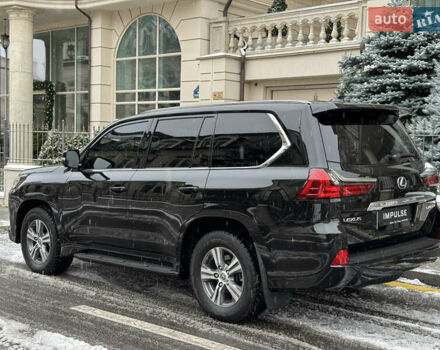 Черный Лексус ЛХ, объемом двигателя 4.46 л и пробегом 13 тыс. км за 107000 $, фото 4 на Automoto.ua