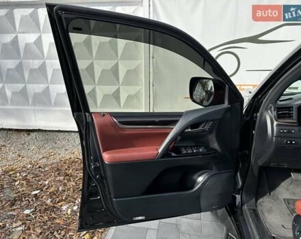 Черный Лексус ЛХ, объемом двигателя 4.46 л и пробегом 137 тыс. км за 88000 $, фото 15 на Automoto.ua