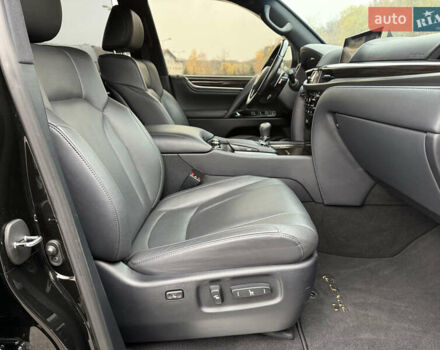 Черный Лексус ЛХ, объемом двигателя 4.46 л и пробегом 95 тыс. км за 86600 $, фото 29 на Automoto.ua